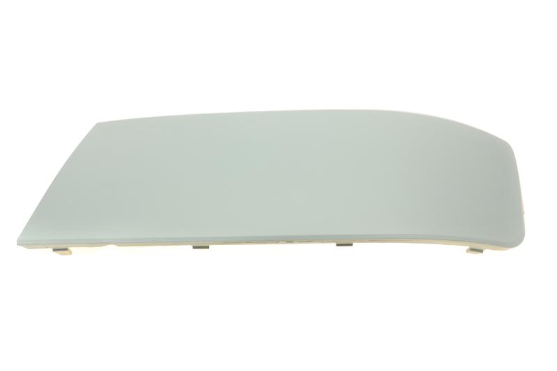 Bumper trim panel