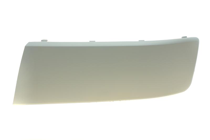 Bumper trim panel